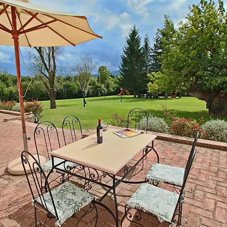 Exquisite In Marche With Swimming Pool * 우르바니아