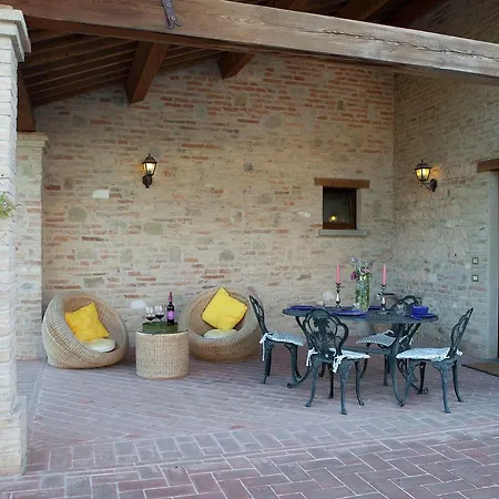 Exquisite In Marche With Swimming Pool Urbania