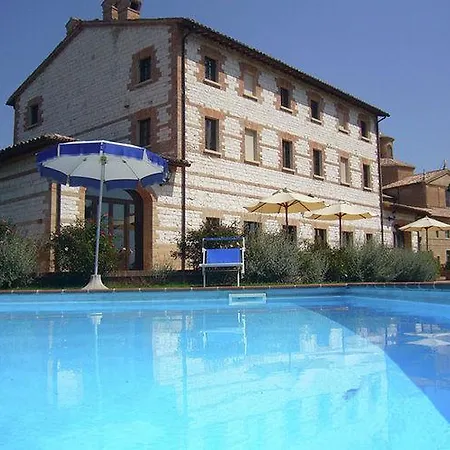 Exquisite In Marche With Swimming Pool Urbania
