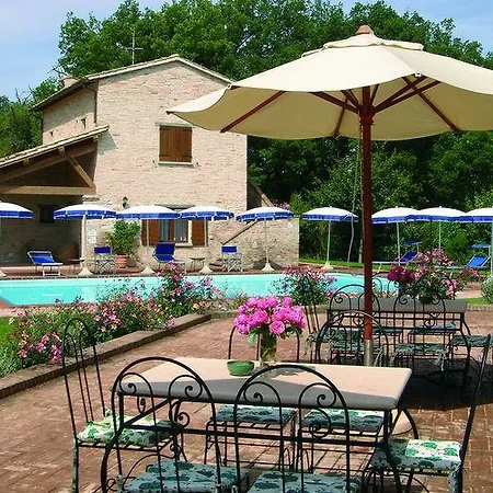 Exquisite In Marche With Swimming Pool